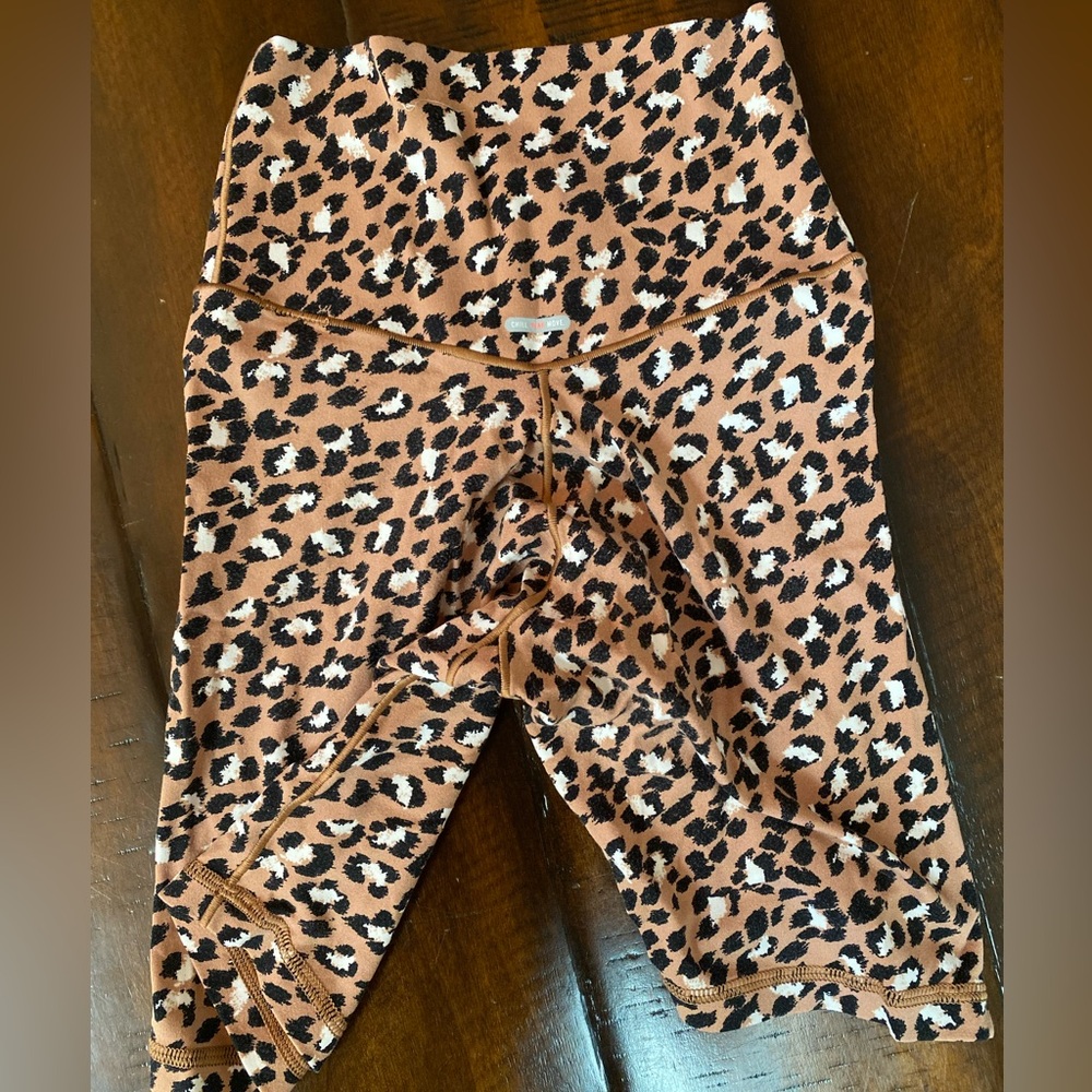 Leopard Print Biker shorts XS - Aerie - Picture 5 of 8